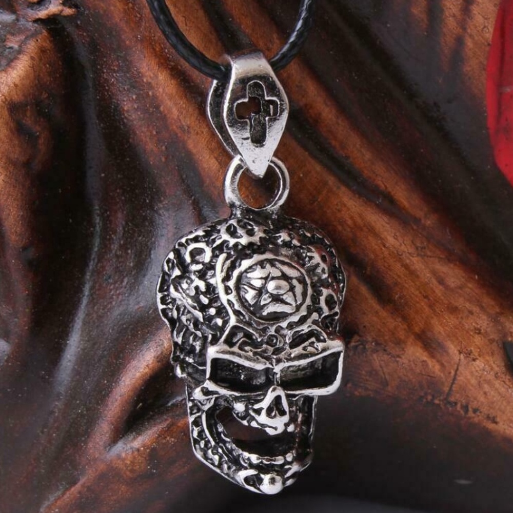 Goth Steampunk Skull NWT